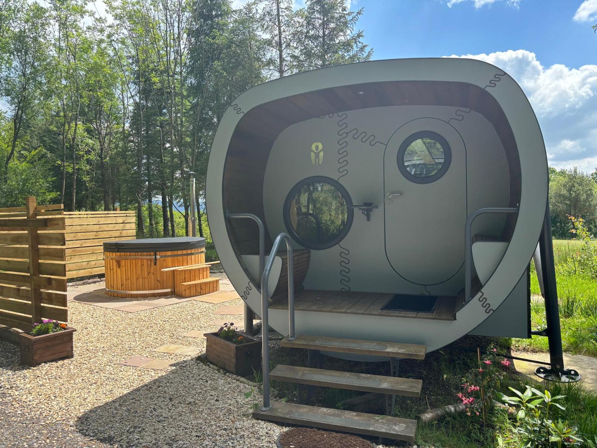 Celtic Minor Pods Villa Ystalyfera Eksteriør billede