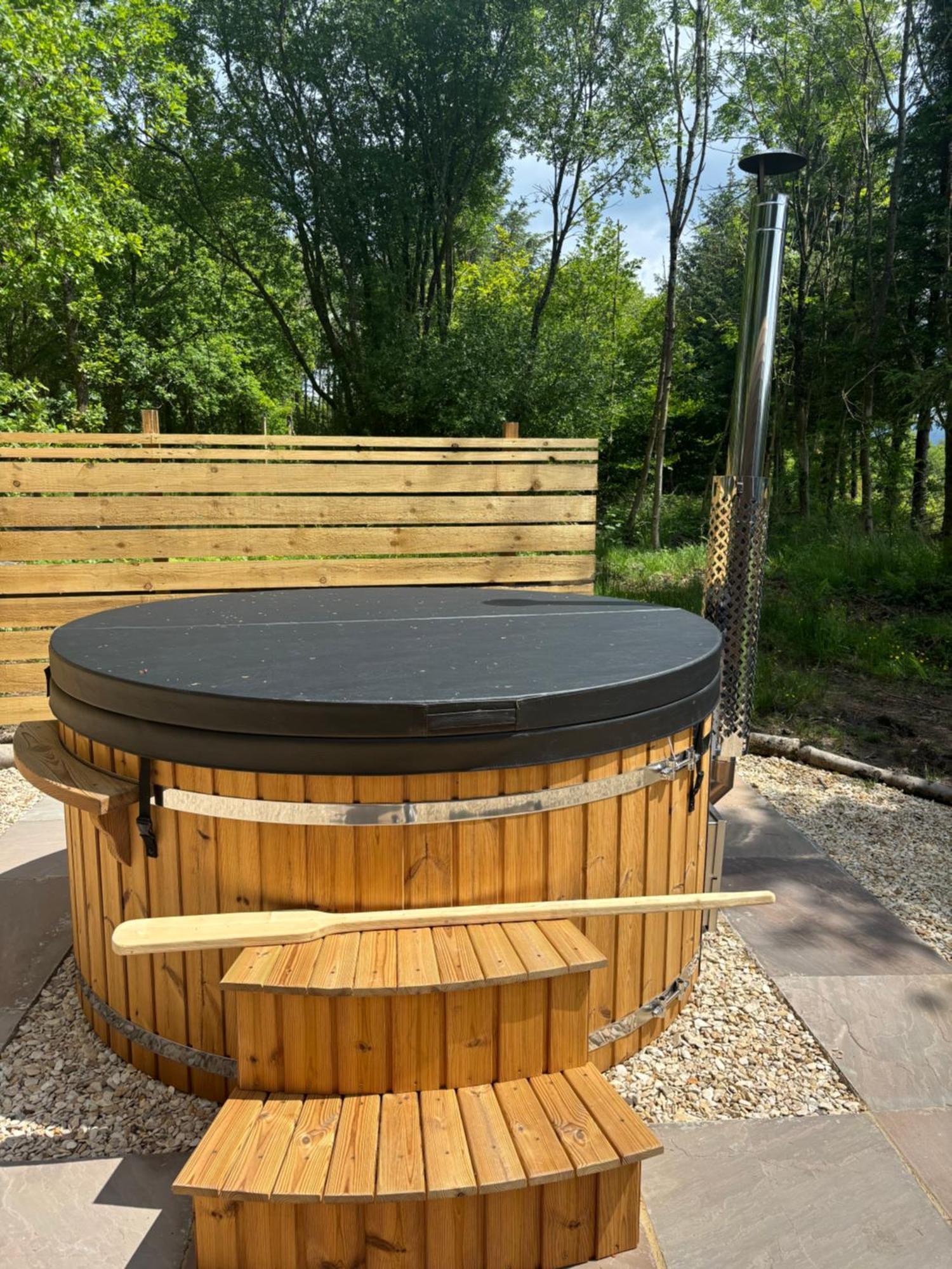 Celtic Minor Pods Villa Ystalyfera Eksteriør billede